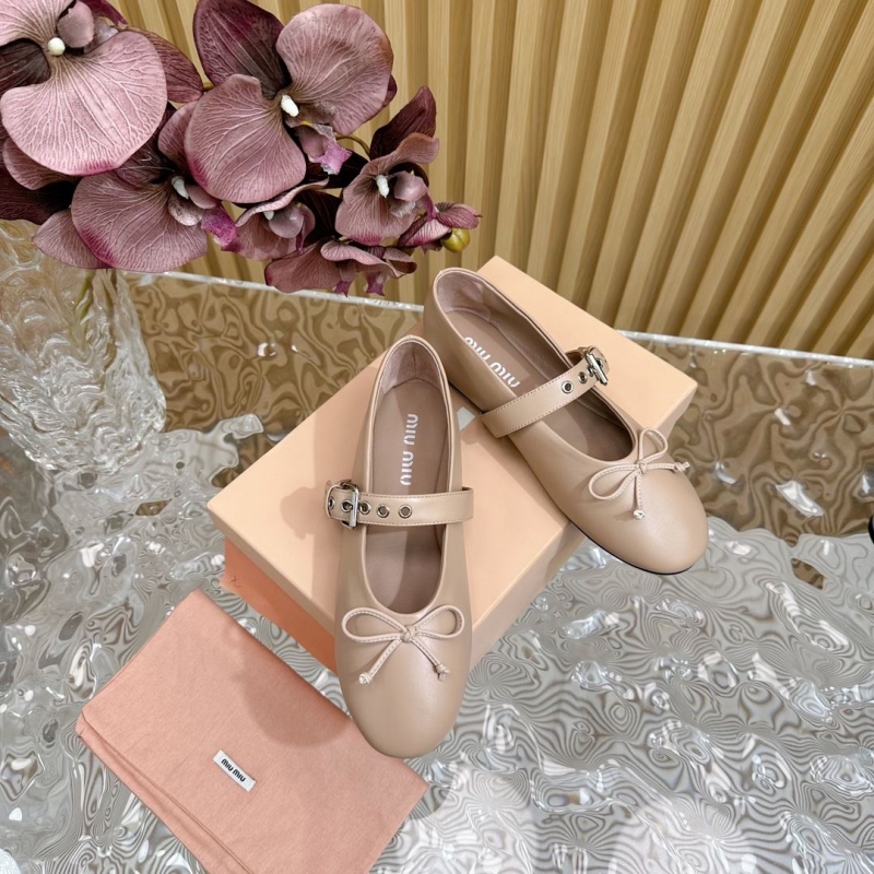 Miu Miu flat shoes